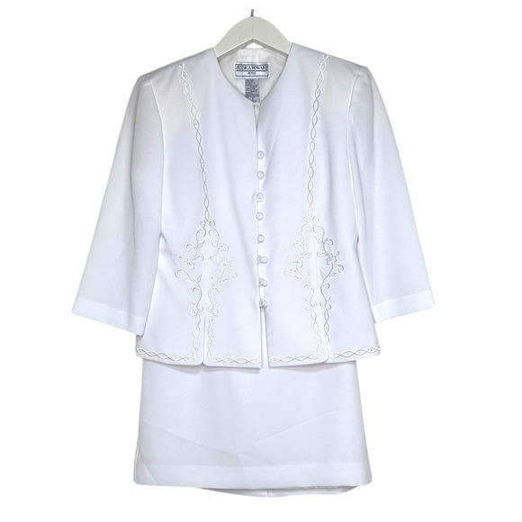 JESSICA HOWARD PETITE WOMEN'S 8 White Skirt‎ Suit Embroidered Church Wedding - Picture 1 of 8